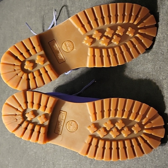 Boots - Picture 2 of 4